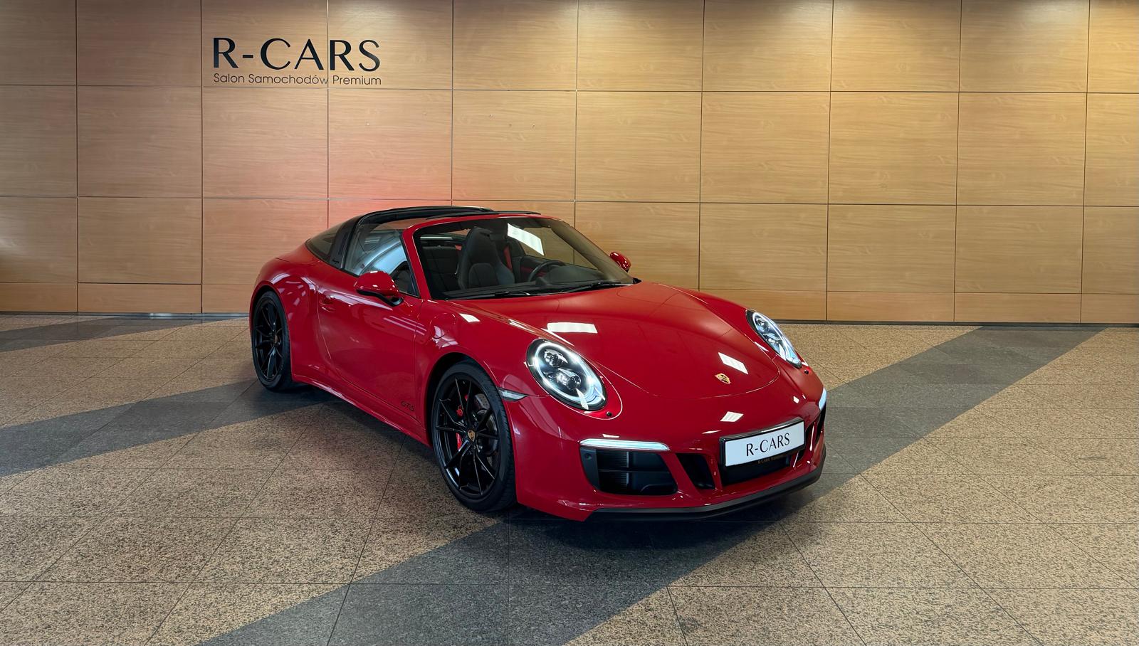 PORSCHE 911 TARGA 4 GTS