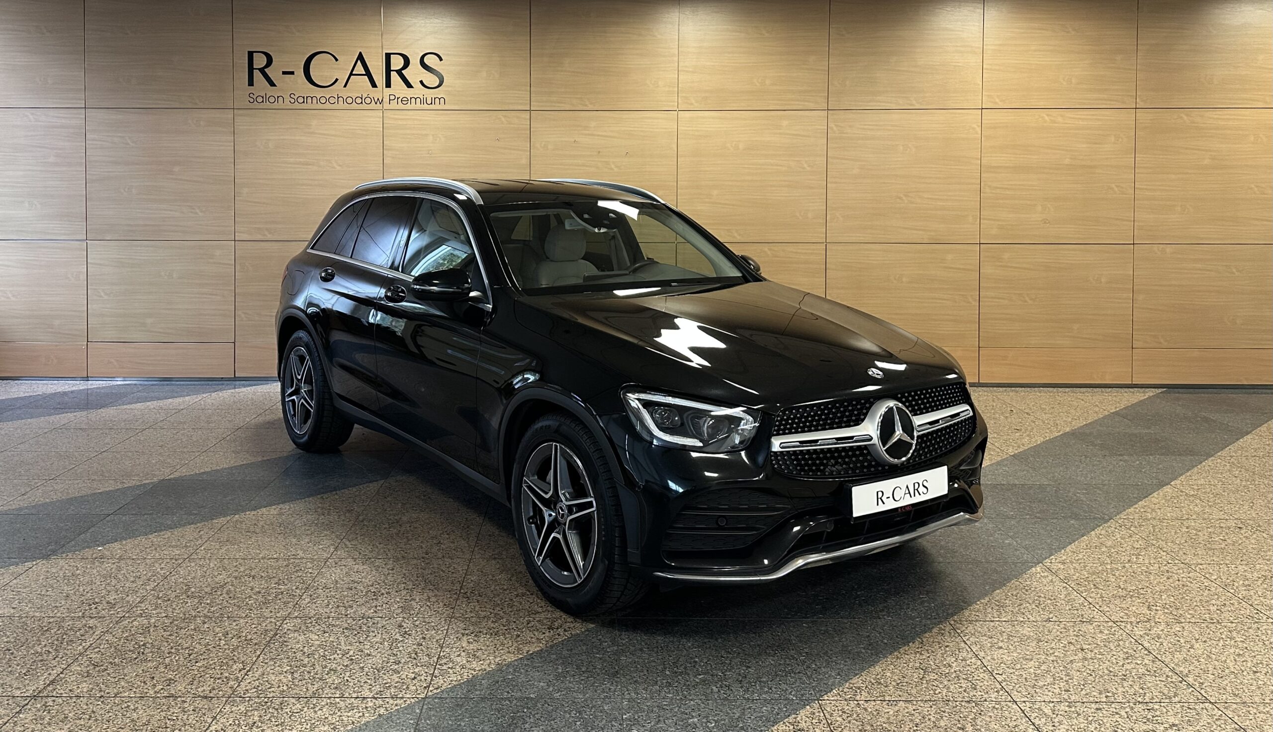 MERCEDES-BENZ GLC 300