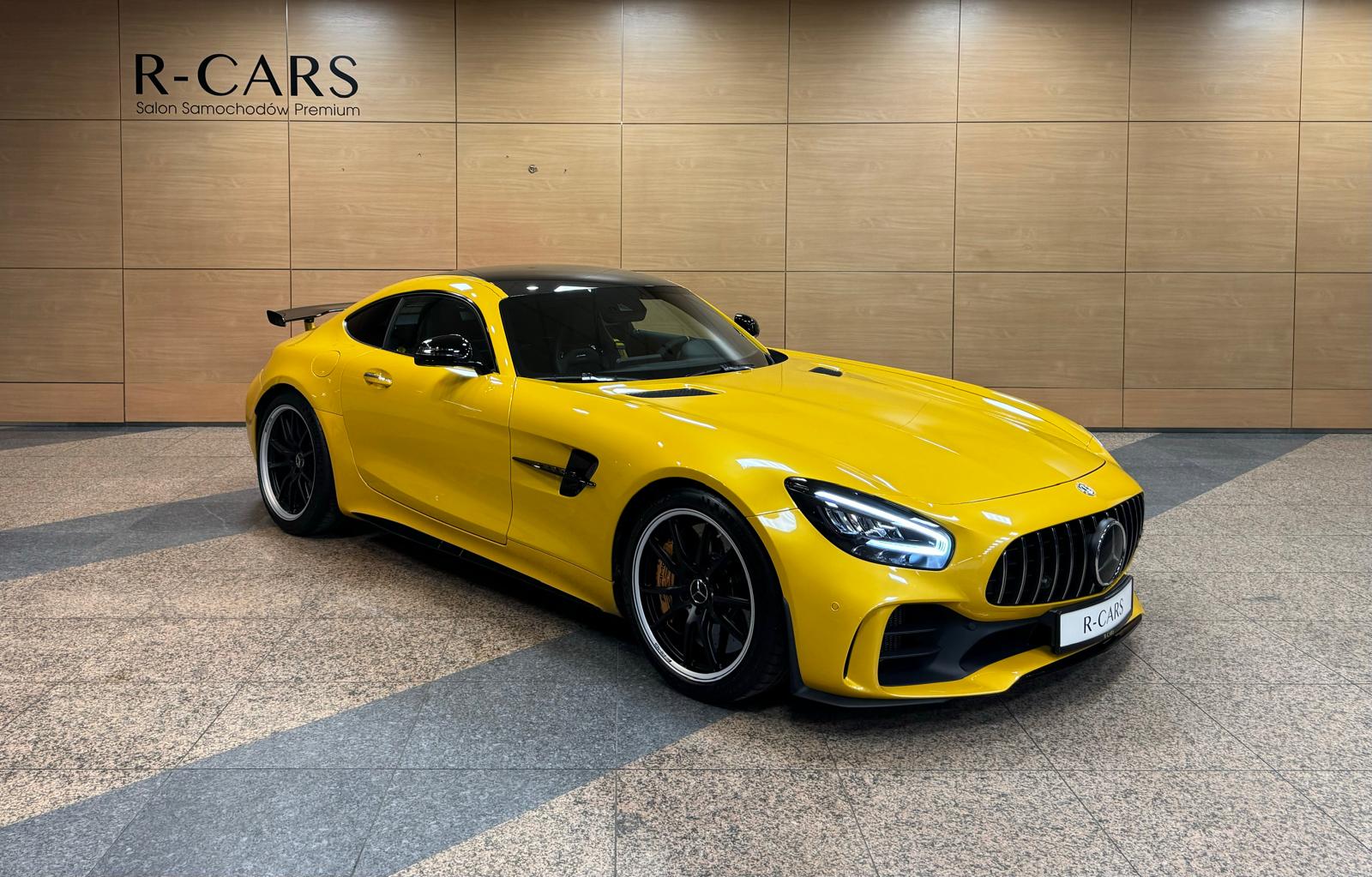 MERCEDES-BENZ GT R